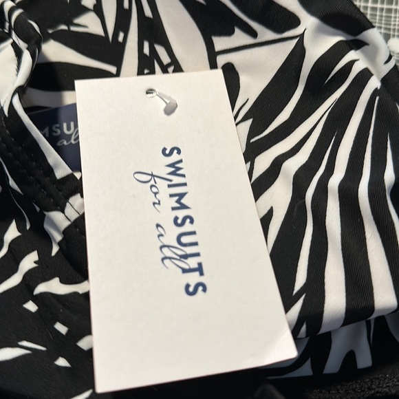 Swimsuits for All leopard print bikini top. NWT - Picture 10 of 11